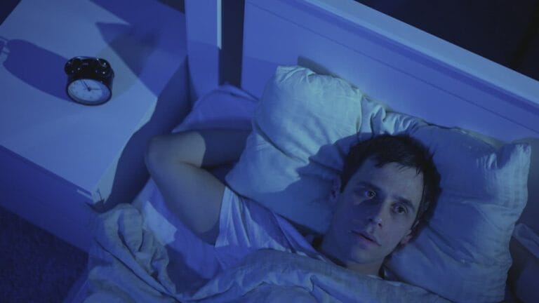 Why You Feel Sleepy but Your Brain Won’t Shut Off