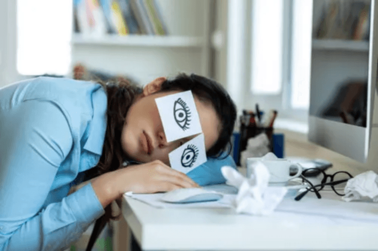 Person feeling brain fog during the day