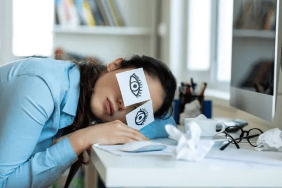 Person feeling brain fog during the day